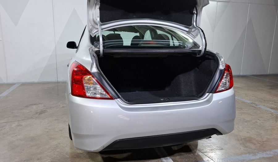 Nissan Versa 1.6 DRIVE Sedan 2019