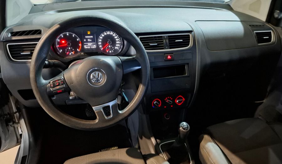 Volkswagen Suran 1.6 COMFORTLINE MT Minivan 2012