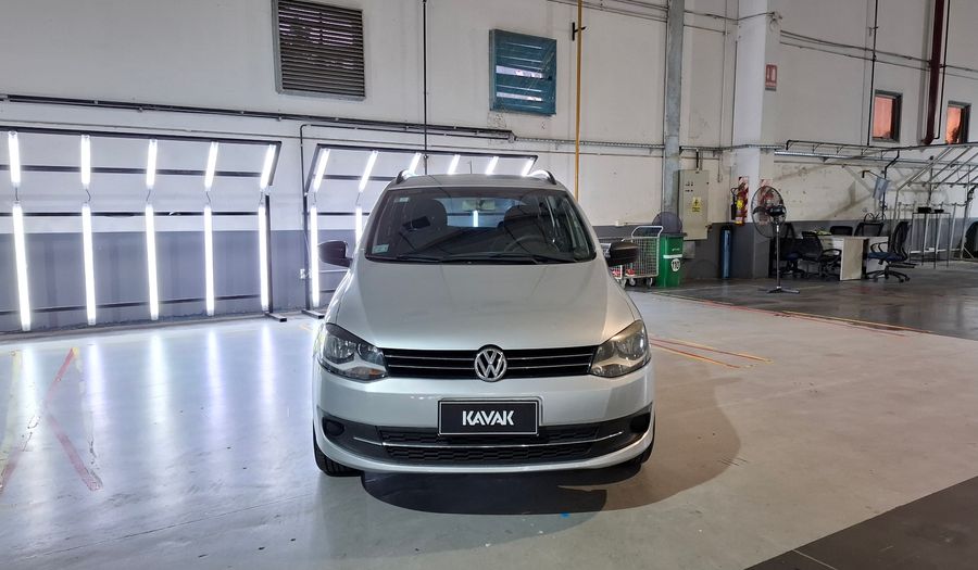 Volkswagen Suran 1.6 COMFORTLINE MT Minivan 2012