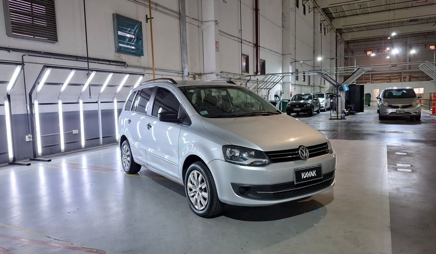 Volkswagen Suran 1.6 COMFORTLINE MT Minivan 2012