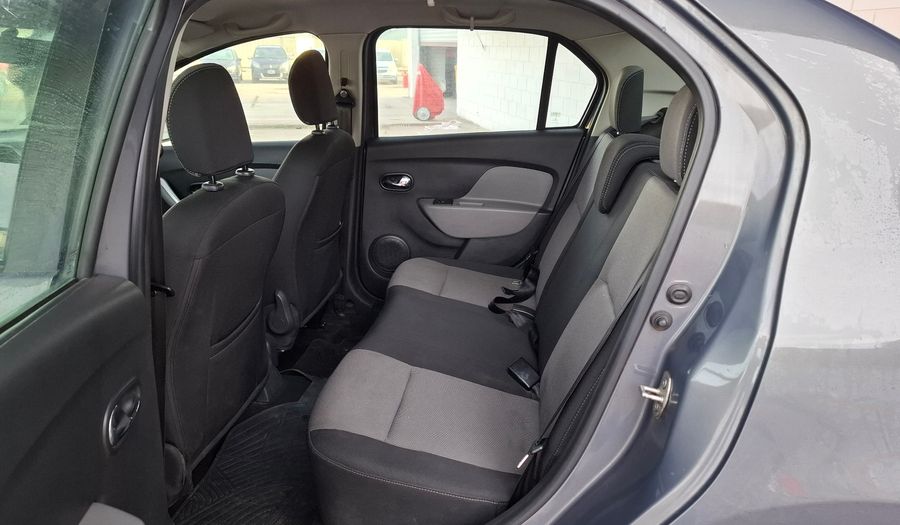 Renault Logan 1.6 PRIVILEGE Sedan 2016