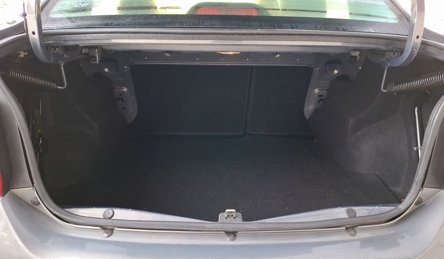 Renault Logan 1.6 PRIVILEGE Sedan 2016