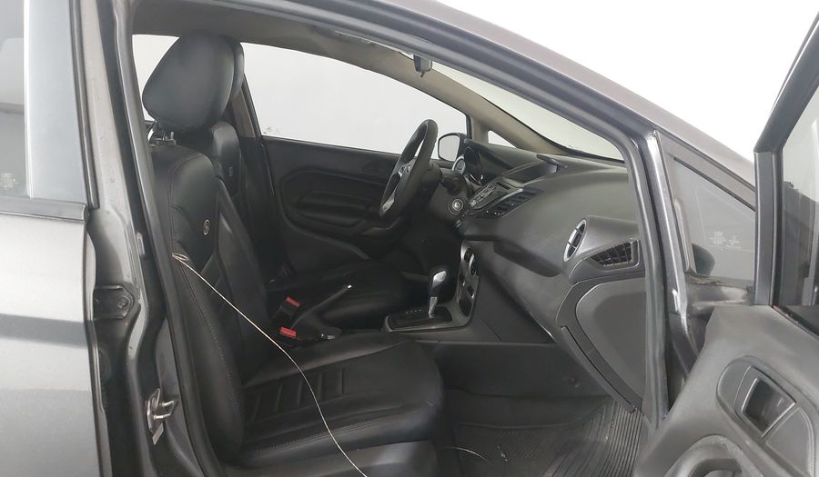 Ford Fiesta SEL SEDAN Sedan 2017