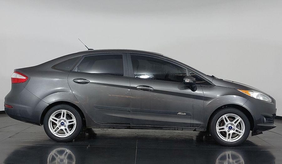 Ford Fiesta SEL SEDAN Sedan 2017