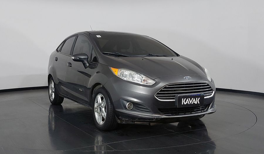 Ford Fiesta SEL SEDAN Sedan 2017