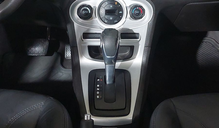 Ford Fiesta SEL SEDAN Sedan 2017