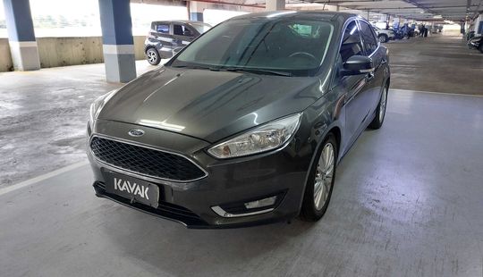 Ford • Focus
