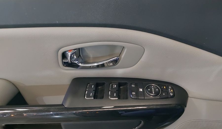 Kia Sedona 3.3 EX AUTO Minivan 2020