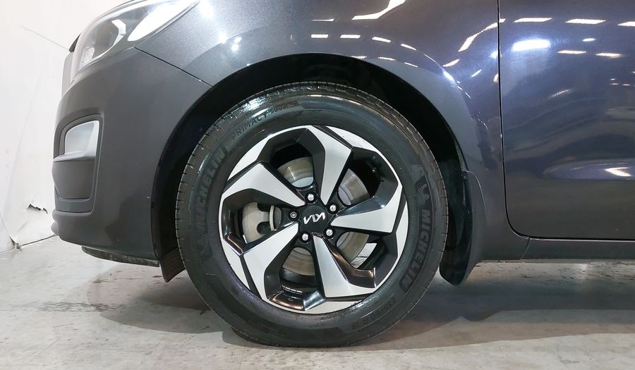Kia Sedona 3.3 EX AUTO Minivan 2020