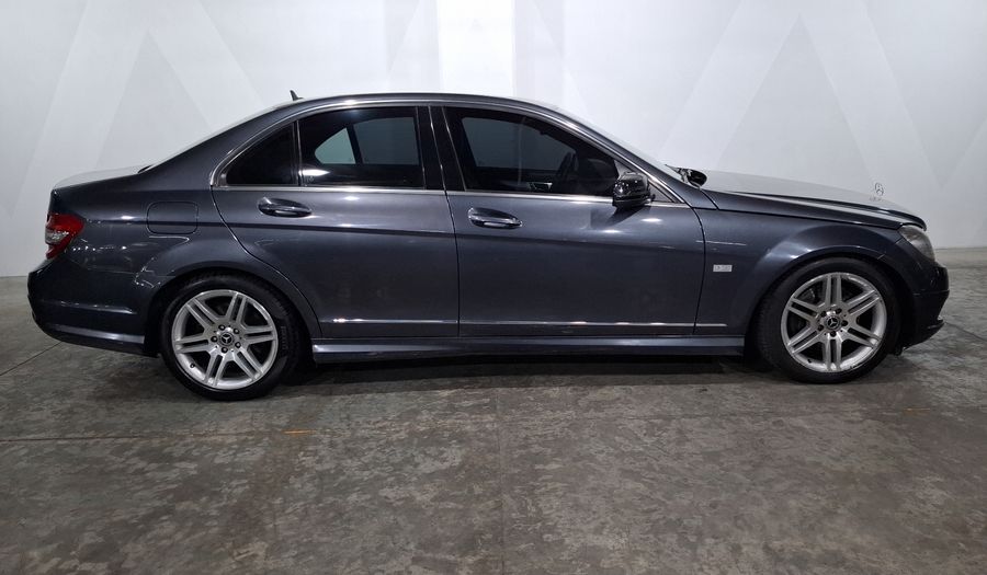 Mercedes Benz Clase C 3.0 300 SPORT AT Sedan 2010