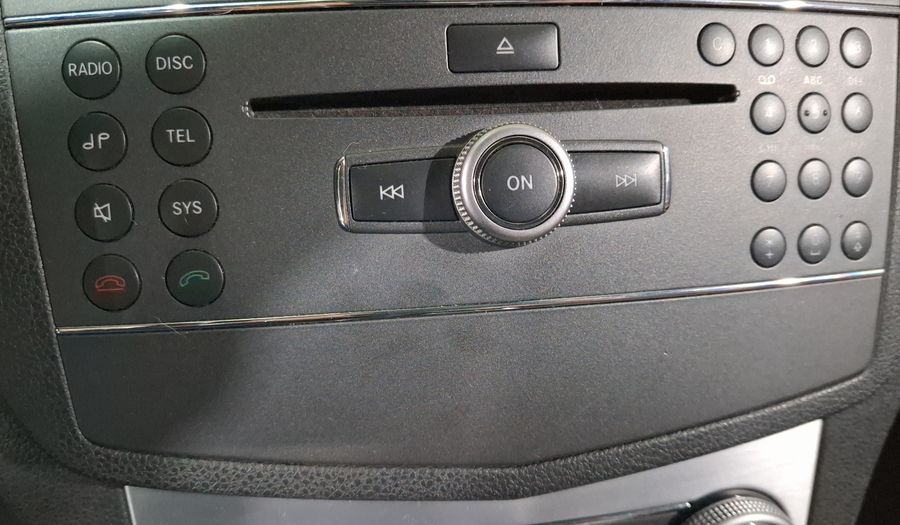 Mercedes Benz Clase C 3.0 300 SPORT AT Sedan 2010