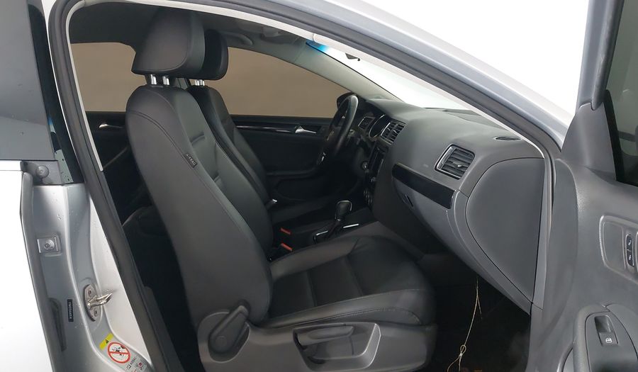 Volkswagen Jetta TSI HIGHLINE Sedan 2015