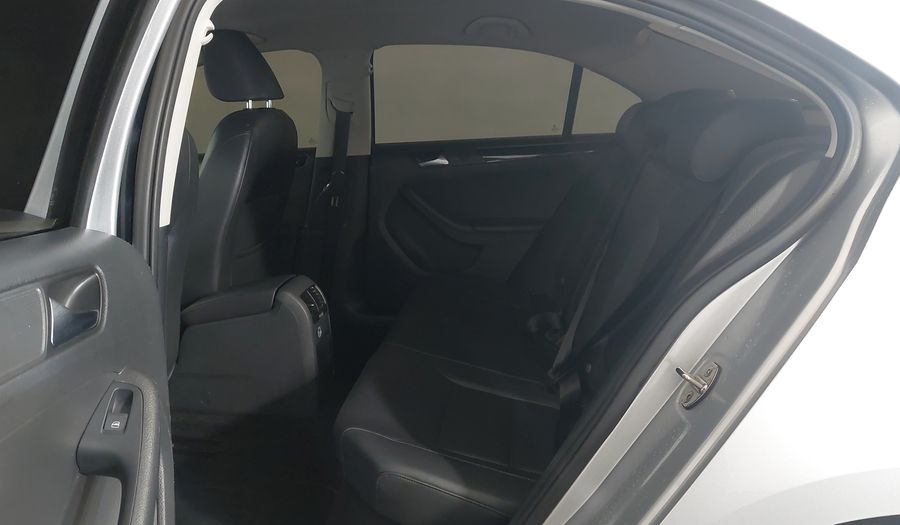 Volkswagen Jetta TSI HIGHLINE Sedan 2015