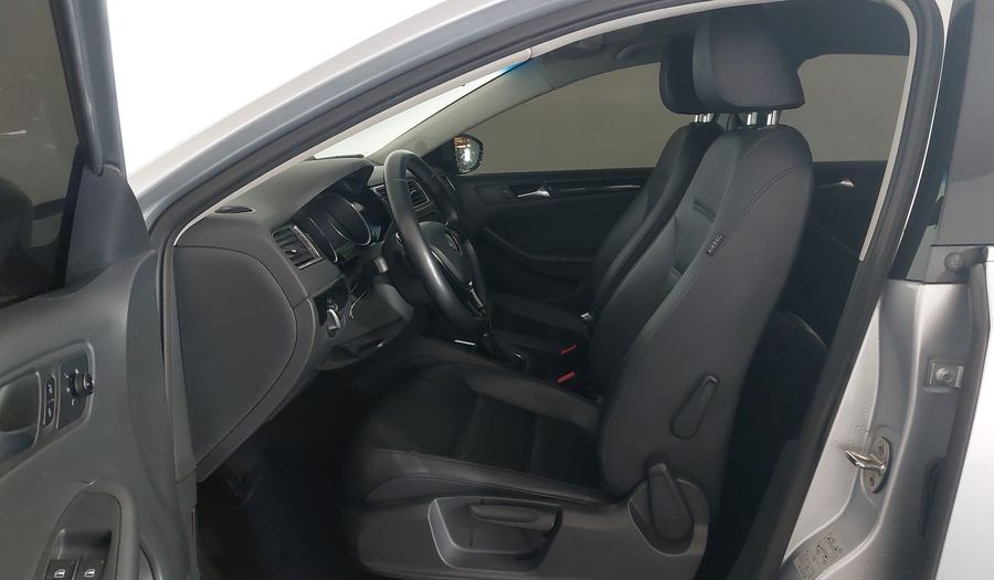 Volkswagen Jetta TSI HIGHLINE Sedan 2015