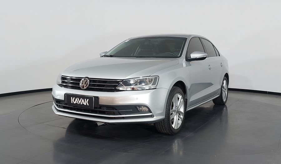 Volkswagen Jetta TSI HIGHLINE Sedan 2015