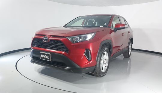 Toyota • RAV4