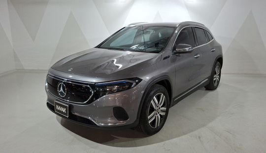 Mercedes Benz • Clase EQA