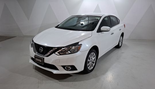 Nissan • Sentra
