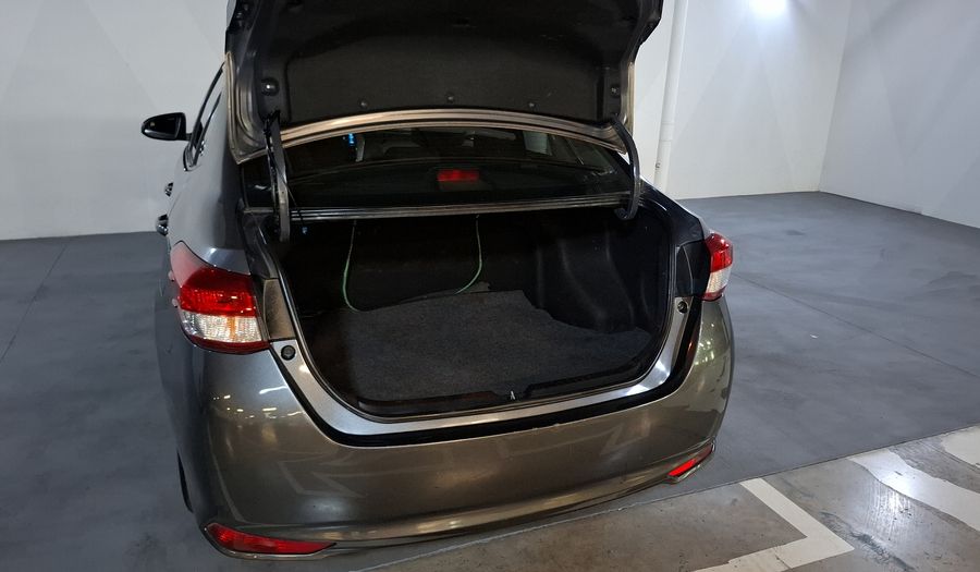 Toyota Yaris 1.5 SEDAN CORE AUTO Sedan 2018