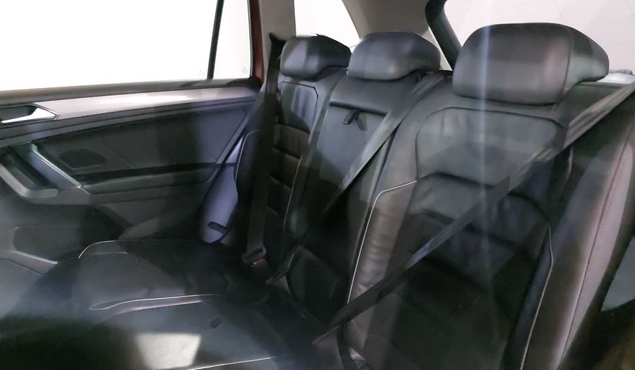 Volkswagen Tiguan 1.4 COMFORTLINE PIEL DCT Suv 2018