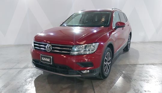 Volkswagen • Tiguan