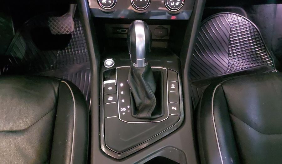 Volkswagen Tiguan 1.4 COMFORTLINE PIEL DCT Suv 2018