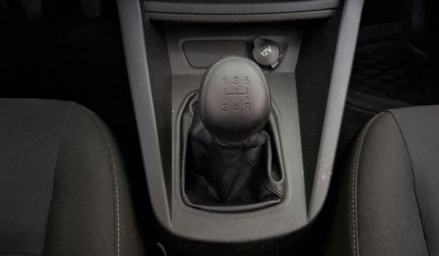 Ford Figo 1.5 FIGO ENERGY W/DEFROSTER MT Hatchback 2016
