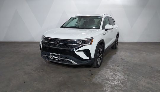 Volkswagen • Taos