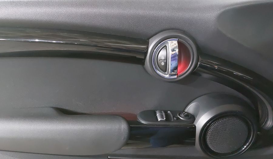 Mini Cooper 1.5 COOPER CHILI AT Hatchback 2015