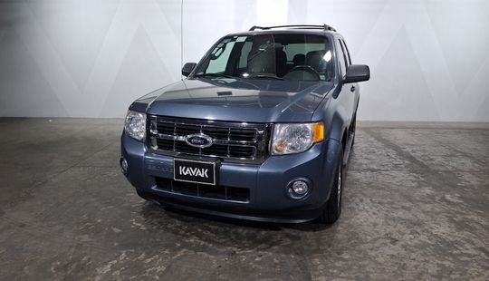Ford • Escape