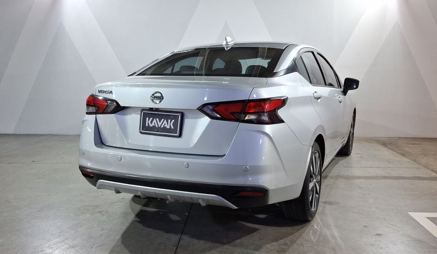 Nissan Versa 1.6 EXCLUSIVE CVT Sedan 2020