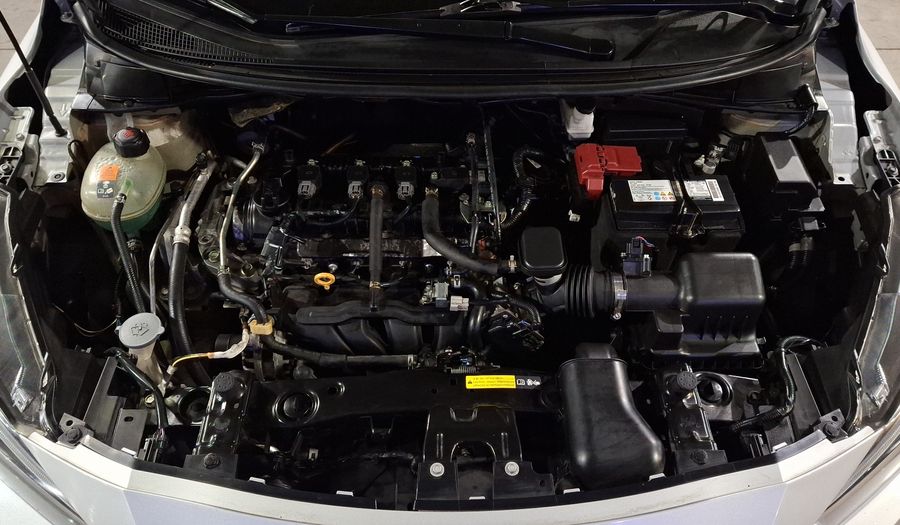 Nissan Versa 1.6 EXCLUSIVE CVT Sedan 2020