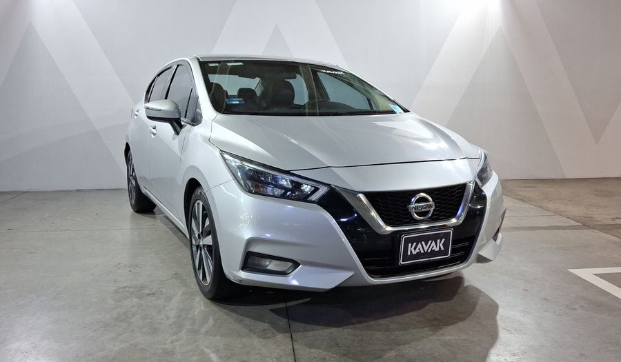 Nissan Versa 1.6 EXCLUSIVE CVT Sedan 2020