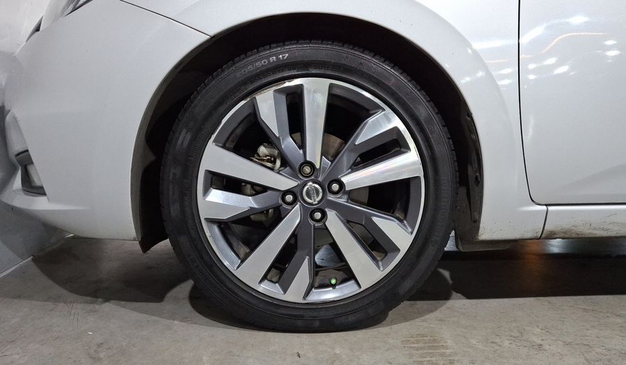 Nissan Versa 1.6 EXCLUSIVE CVT Sedan 2020