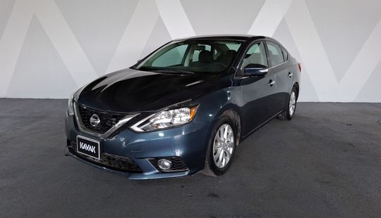 Nissan • Sentra