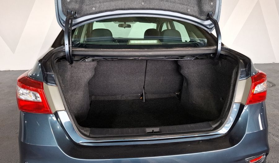 Nissan Sentra 1.8 ADVANCE AUTO Sedan 2019