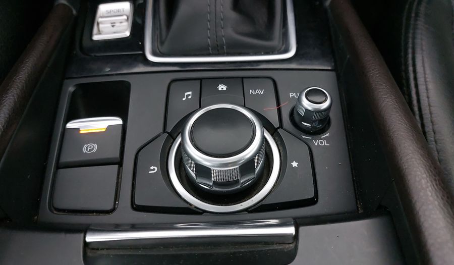 Mazda 3 2.5 SEDAN S GRAND TOURING TA Sedan 2018