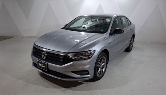 Volkswagen • Jetta