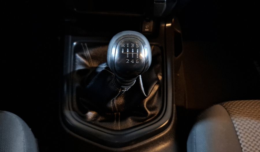 Nissan Frontier 2.5 SE Pickup 2022