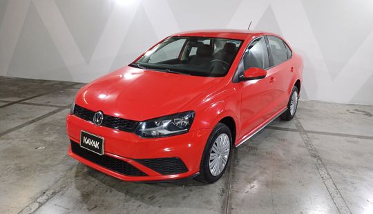 Volkswagen • Vento