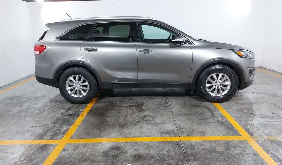 Kia Sorento 2.4 LX AT Suv 2017