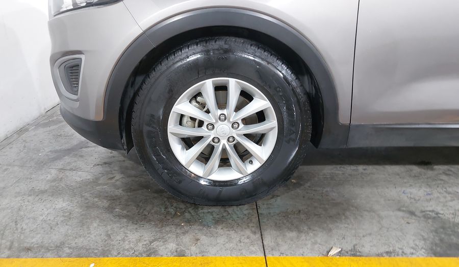 Kia Sorento 2.4 LX AT Suv 2017