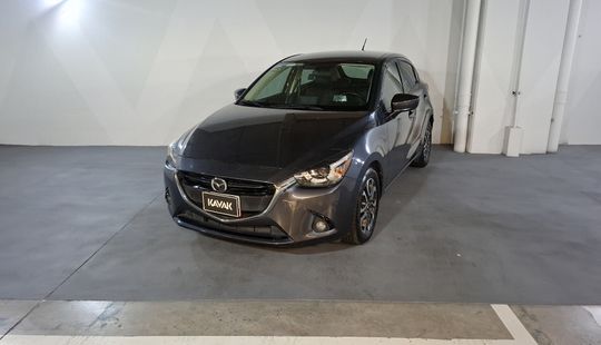 Mazda • Mazda 2