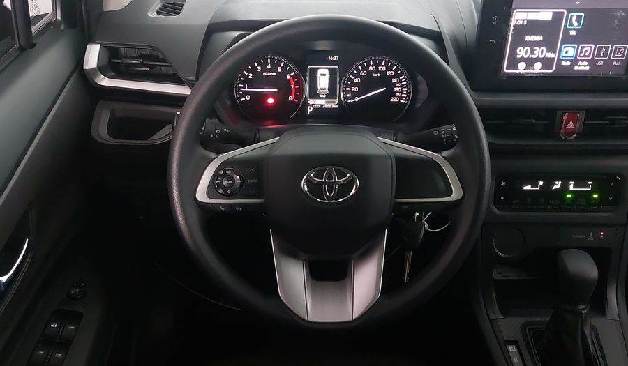 Toyota Avanza 1.5 XLE CVT Minivan 2022