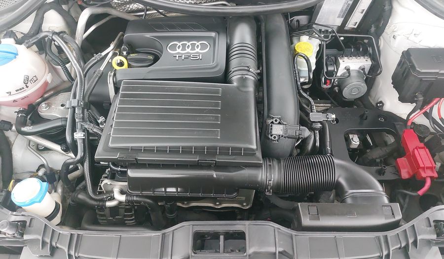 Audi A1 1.4 TFSI COOL S TRONIC Hatchback 2016