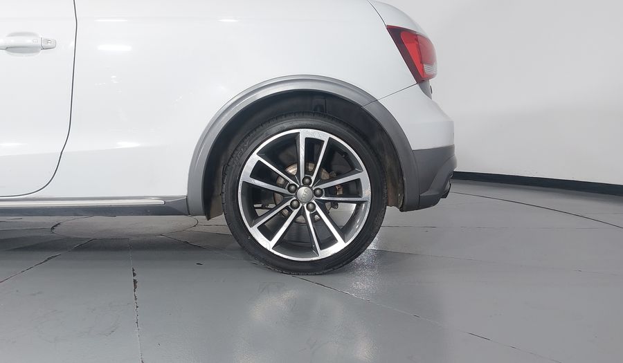 Audi A1 1.4 TFSI COOL S TRONIC Hatchback 2016