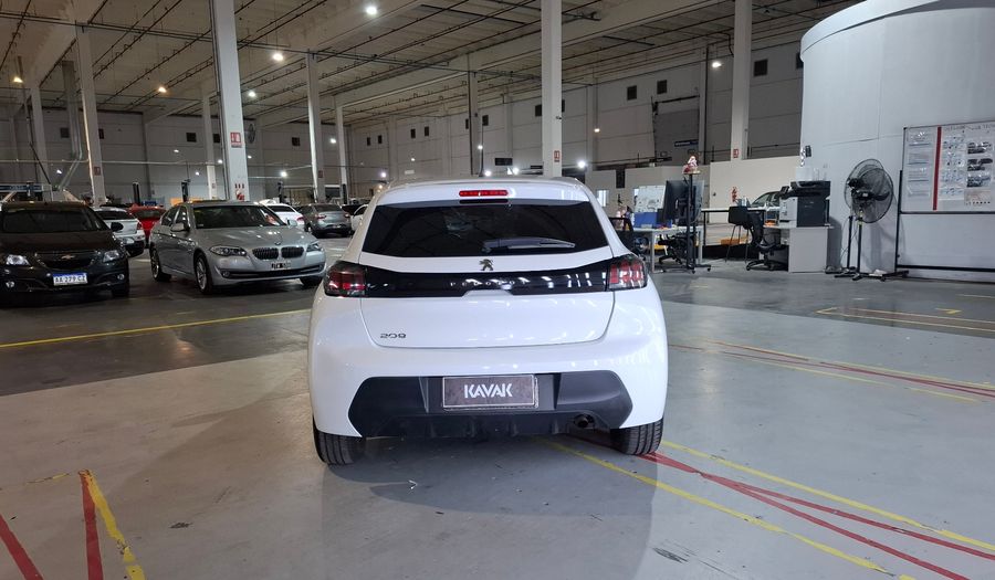 Peugeot 208 1.6L LIKE PACK Hatchback 2020