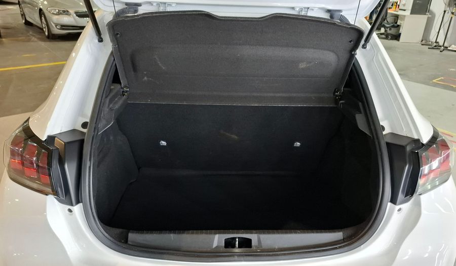 Peugeot 208 1.6L LIKE PACK Hatchback 2020