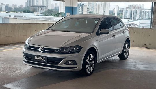 Volkswagen • Polo
