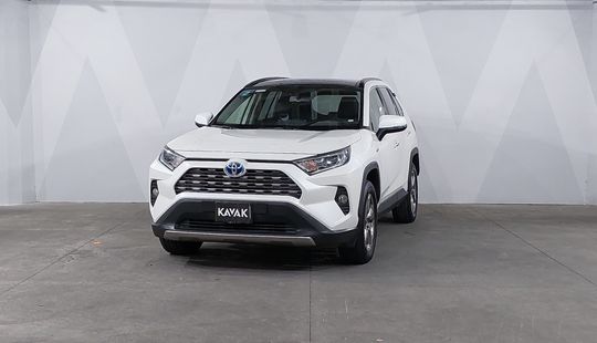 Toyota • RAV4